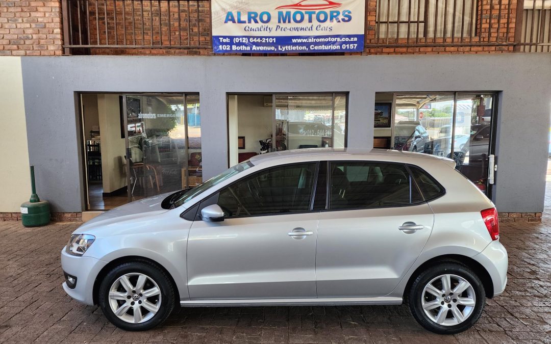 2011 VOLKSWAGEN POLO 1.4 COMFORTLINE